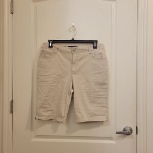 Nine West Light Cream Jean Bermuda Shorts